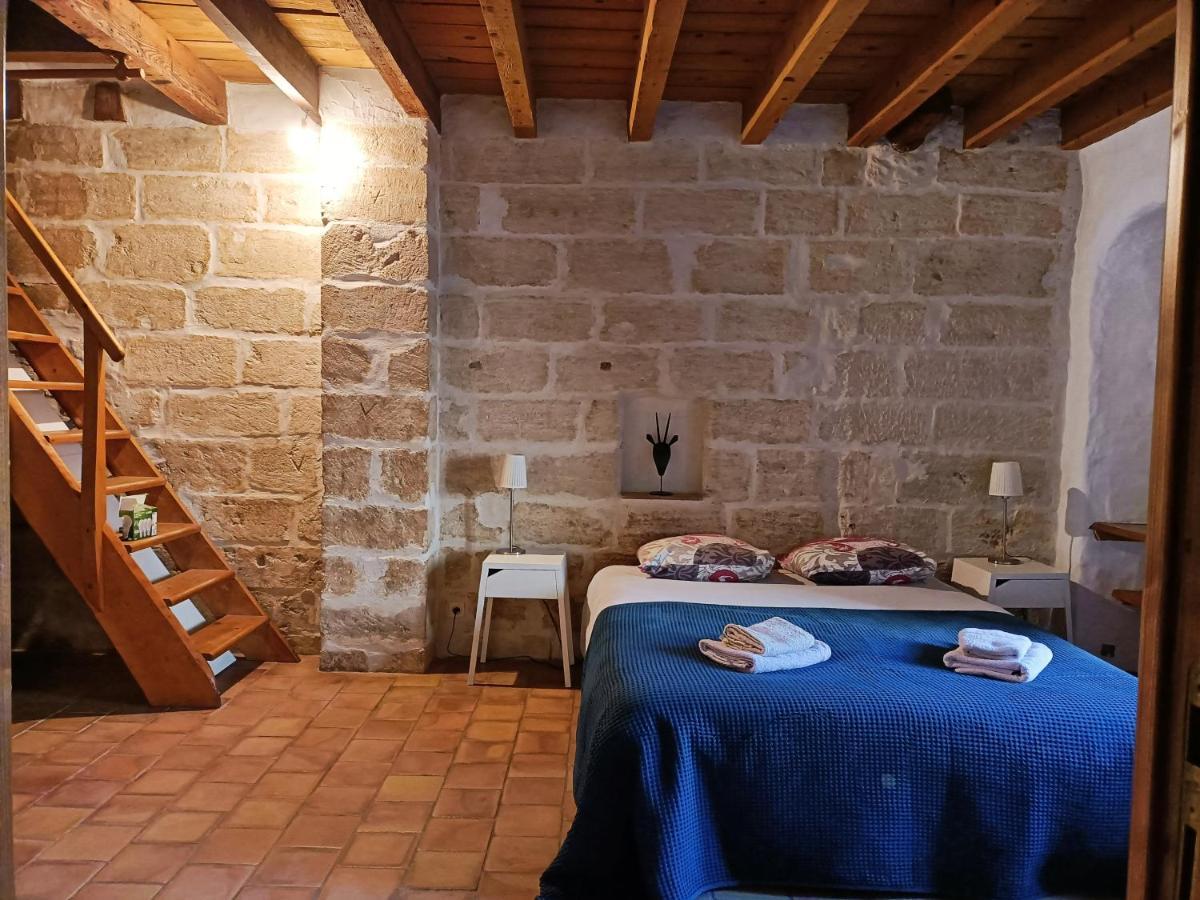 Maison Atypique Coeur De Village Historique Villeneuve-lès-Avignon Eksteriør billede