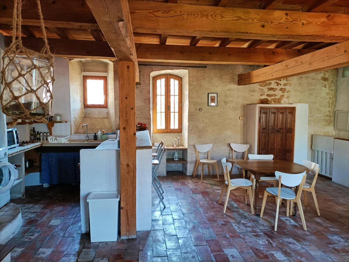 Maison Atypique Coeur De Village Historique Villeneuve-lès-Avignon Eksteriør billede