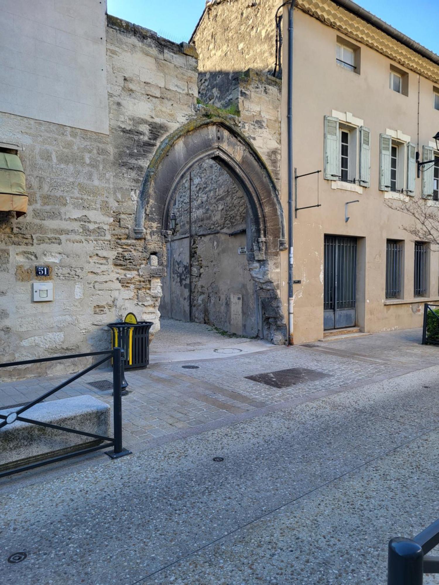 Maison Atypique Coeur De Village Historique Villeneuve-lès-Avignon Eksteriør billede